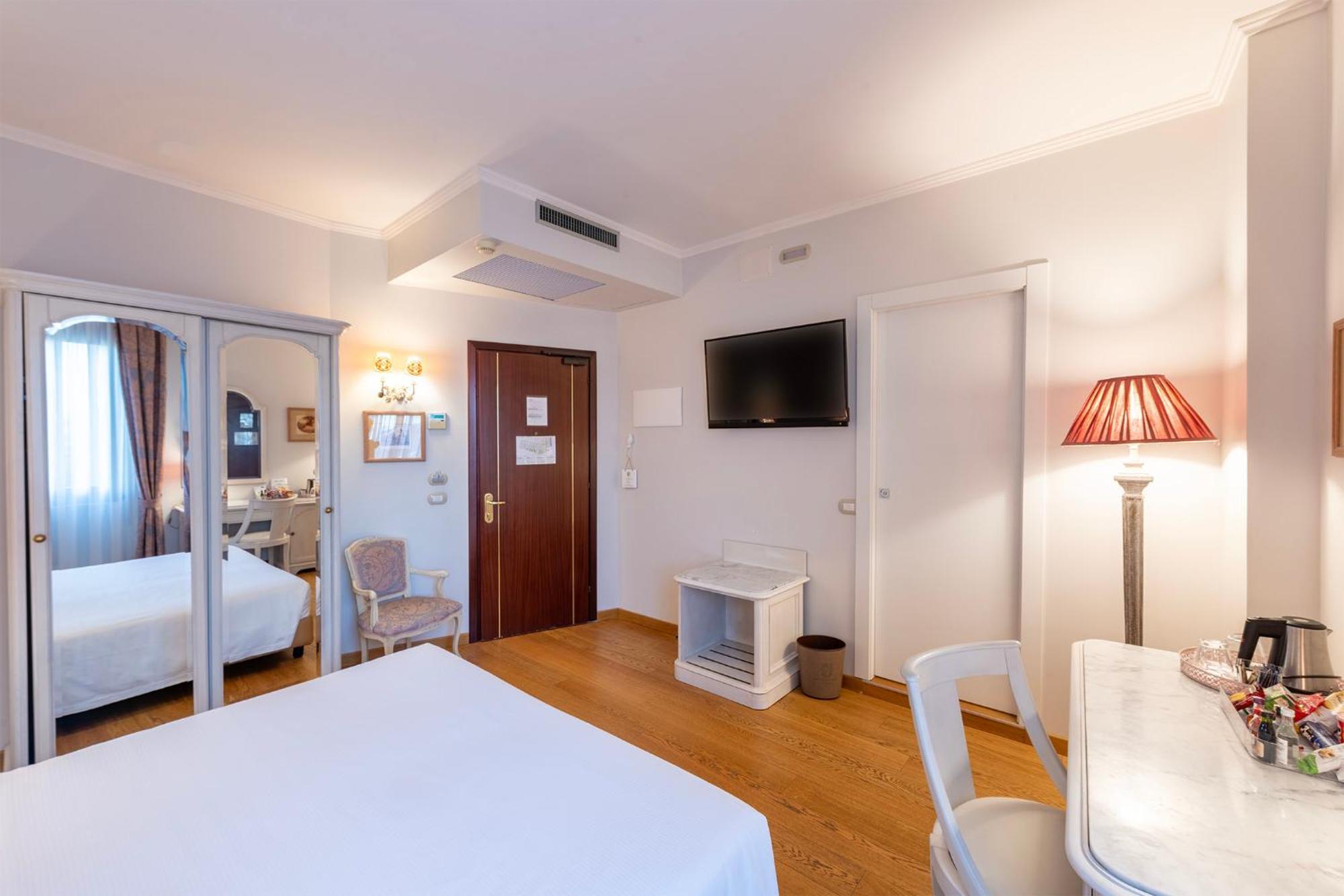 Majestic Toscanelli Hotel