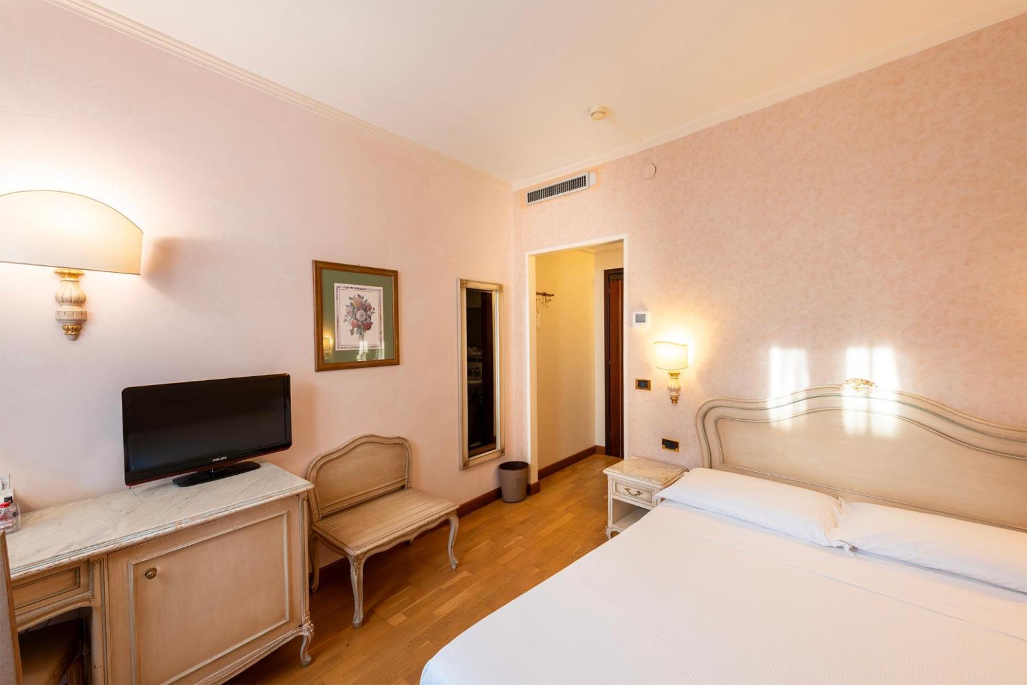 Hotel Majestic Toscanelli 4*