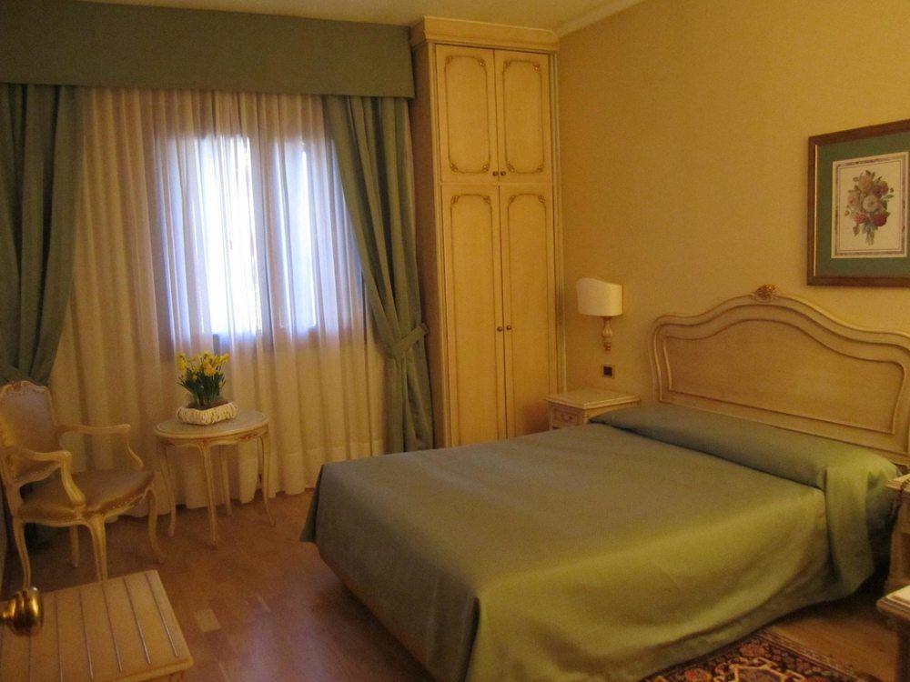 Majestic Toscanelli Hotel 4*